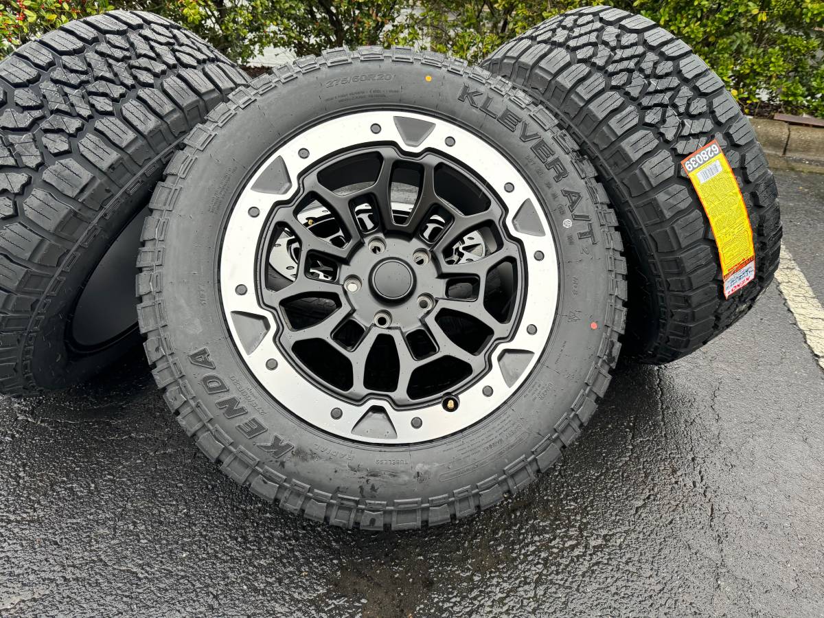 New 20” Dodge Ram 1500 5x5.5 rims A/T tires off road 275/60r20 wheels ...